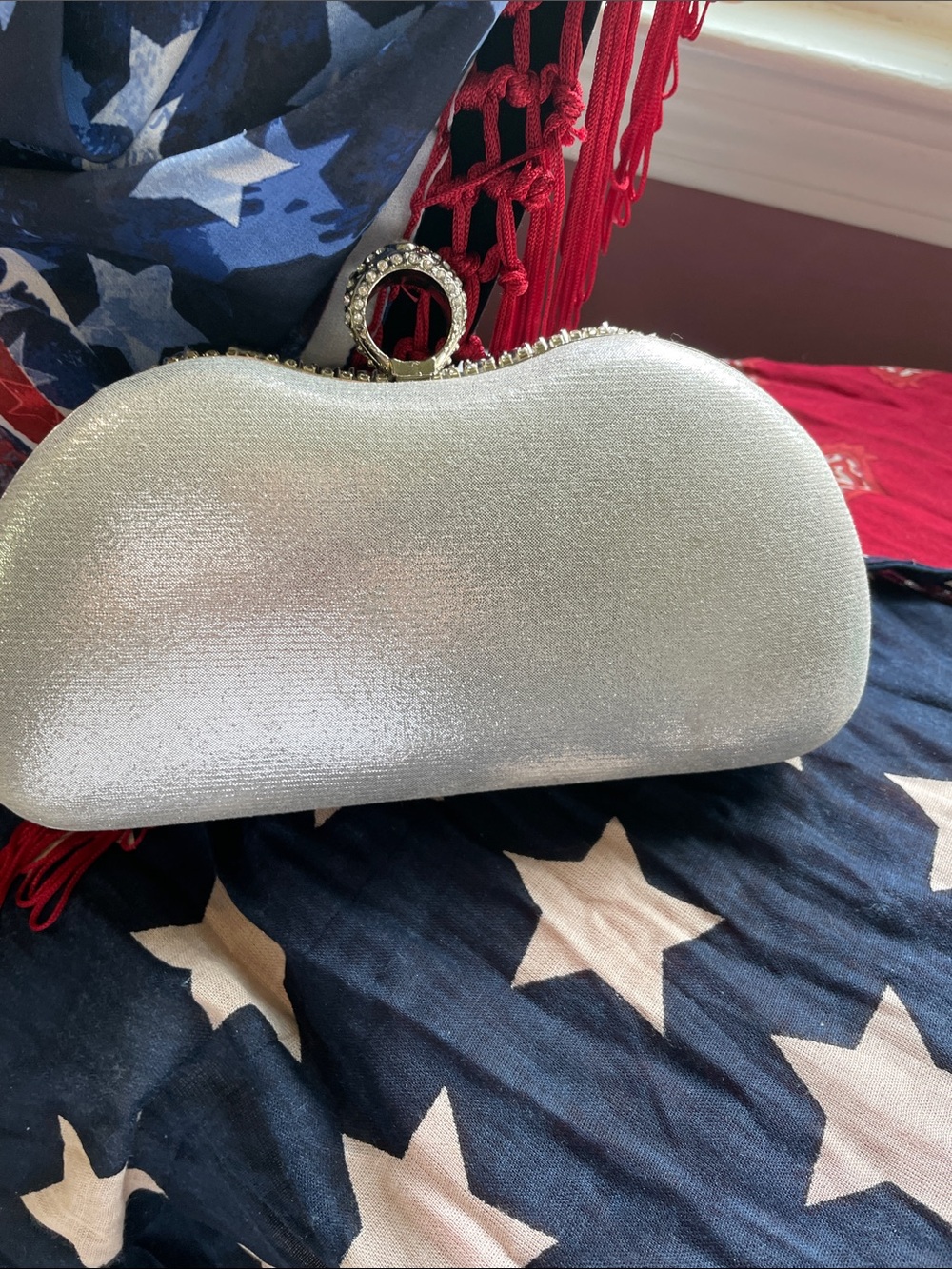 Silver Crystal Ring-Top Evening Clutch - Picture 5 of 7